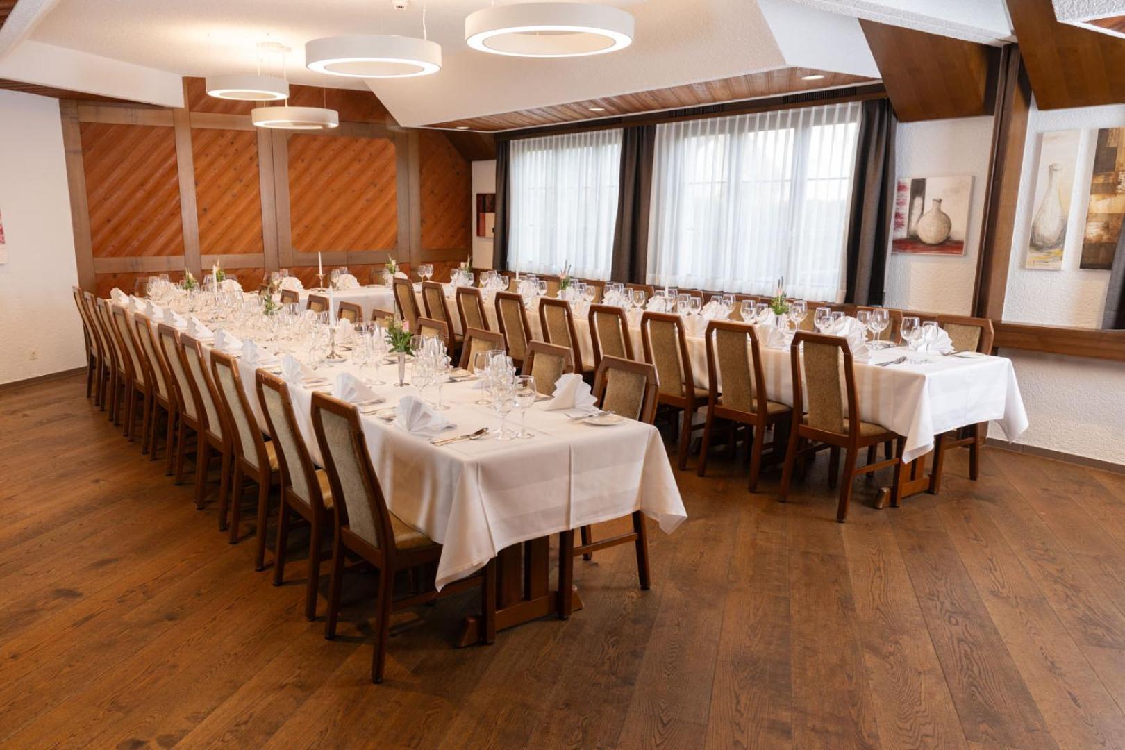 Hotel Restaurant Kreuz Kaiserstuhl Ngoại thất bức ảnh