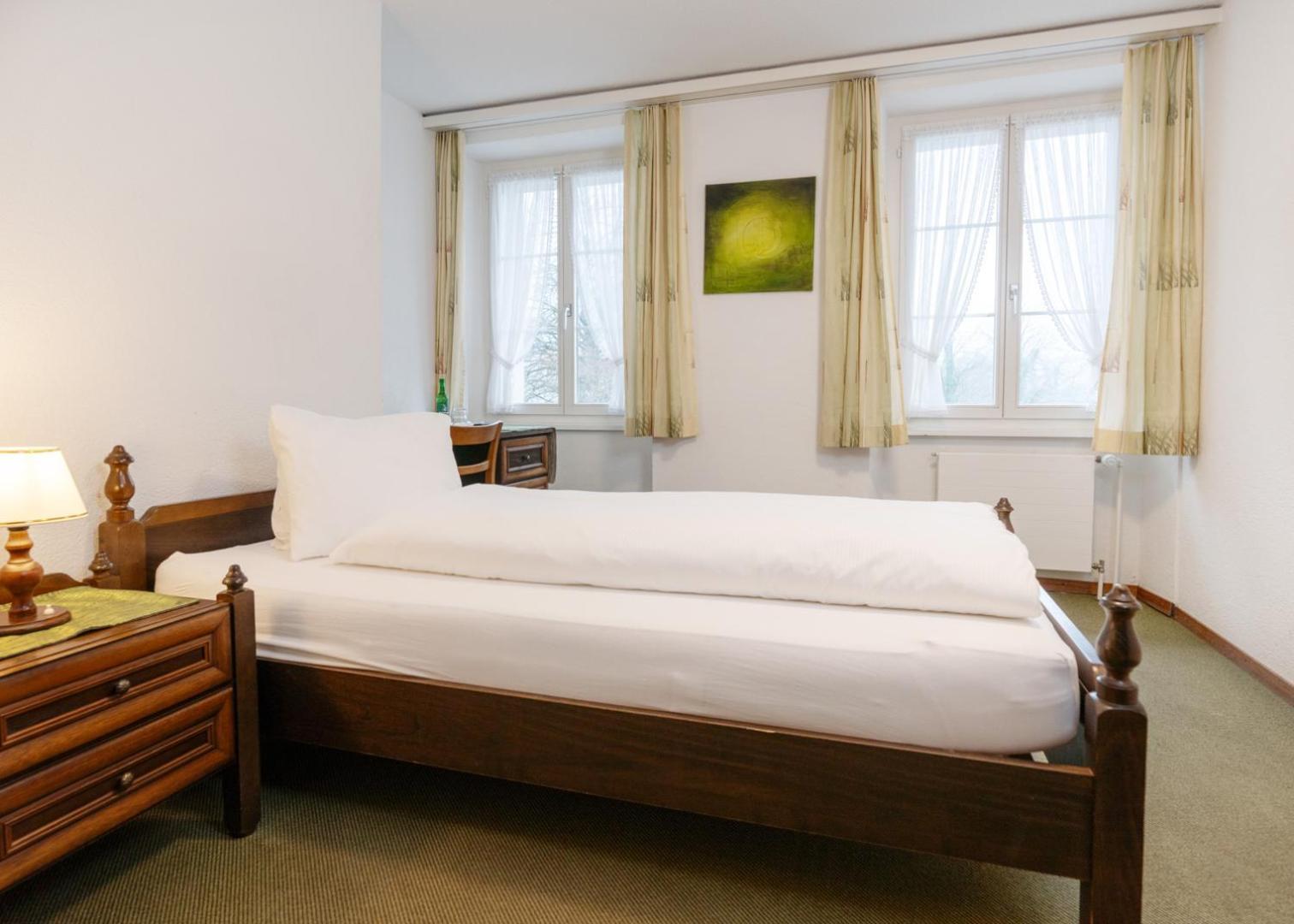Hotel Restaurant Kreuz Kaiserstuhl Ngoại thất bức ảnh