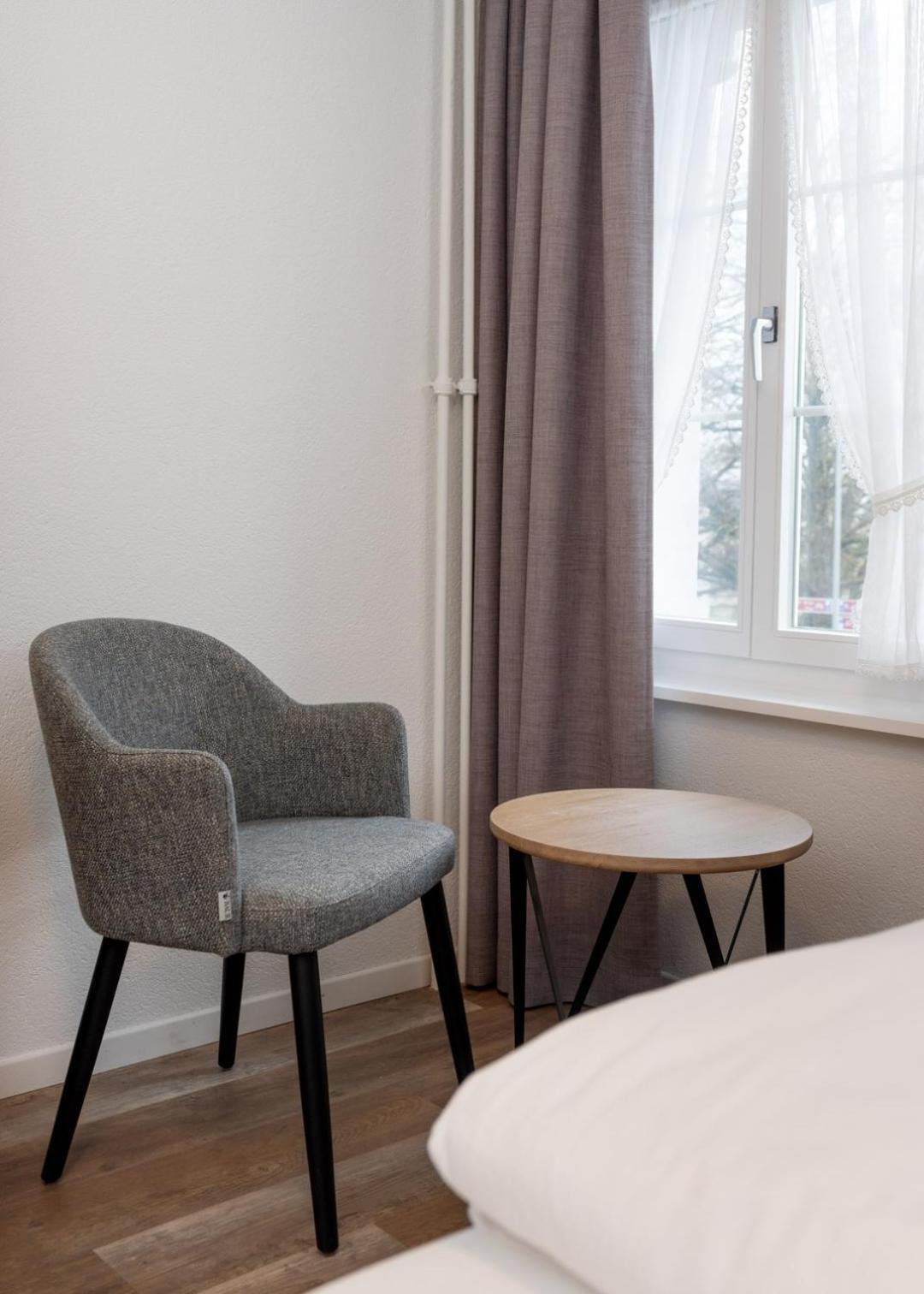 Hotel Restaurant Kreuz Kaiserstuhl Ngoại thất bức ảnh