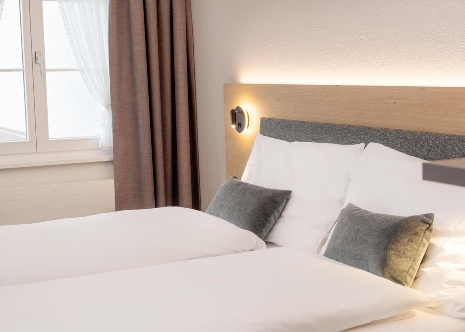 Hotel Restaurant Kreuz Kaiserstuhl Ngoại thất bức ảnh